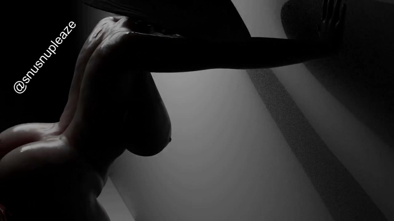 アルシナの激しい壁エッチ