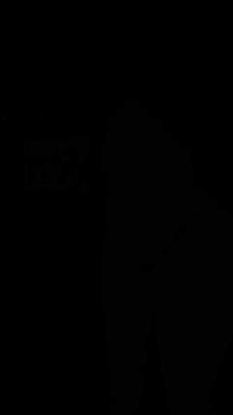 俏皮的口食由kiwiplaysvr呈现