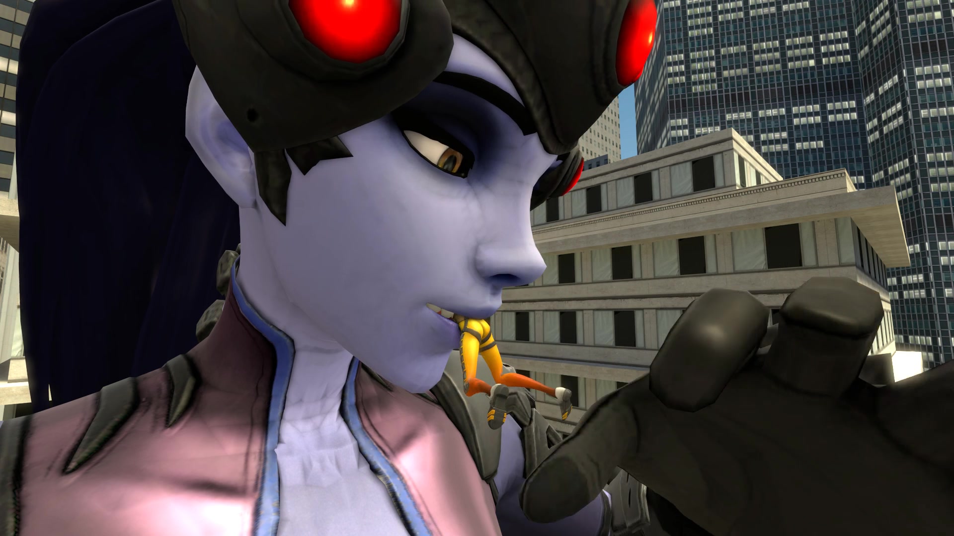 طالبة محاصرة في شبكة إيتشي فوتاناري المخاطية