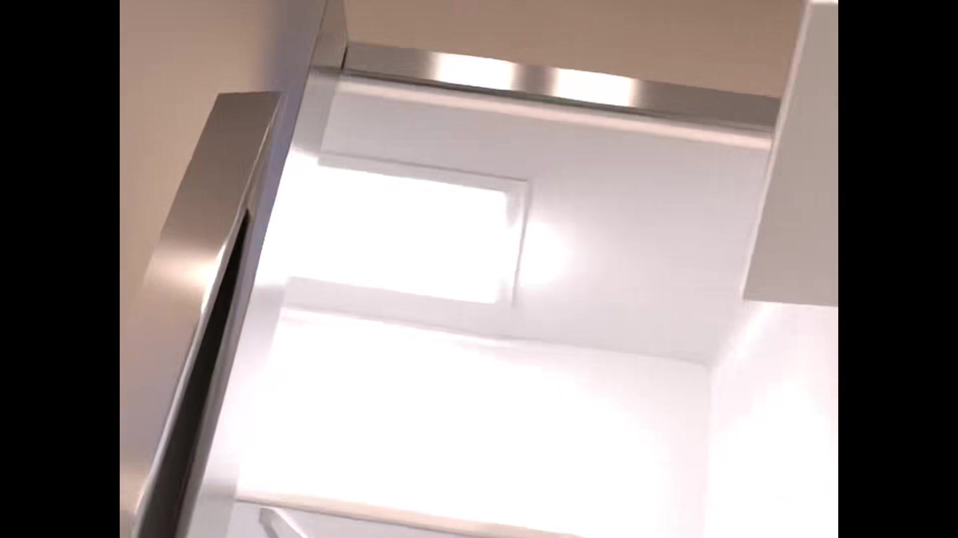 Miku verschlungen auf englisch