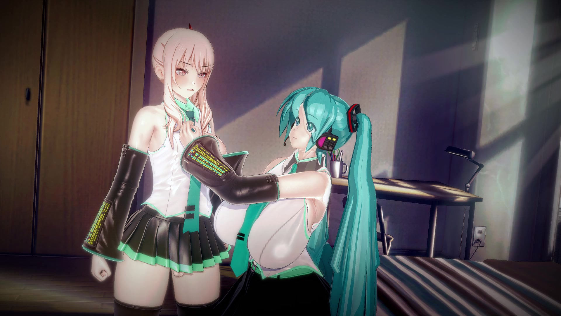 मिकु और मिज़ुकी, फूटानारी स्कूलगर्ल टेंटेकल