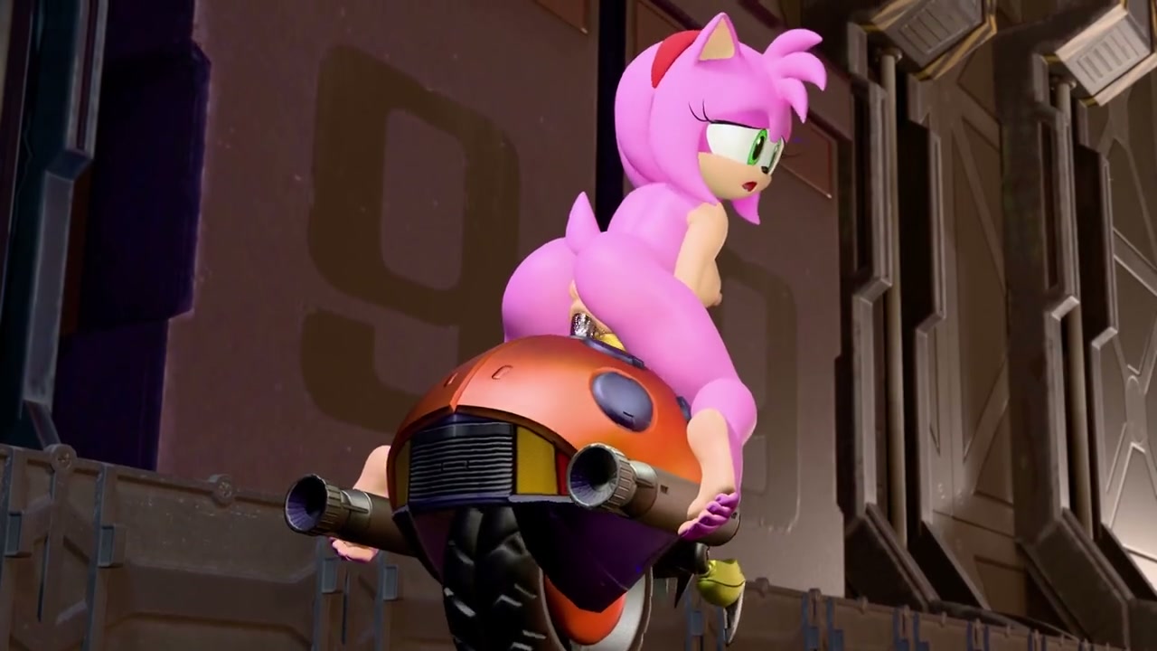 эми едет на мотобаге в озорных 3d косичках