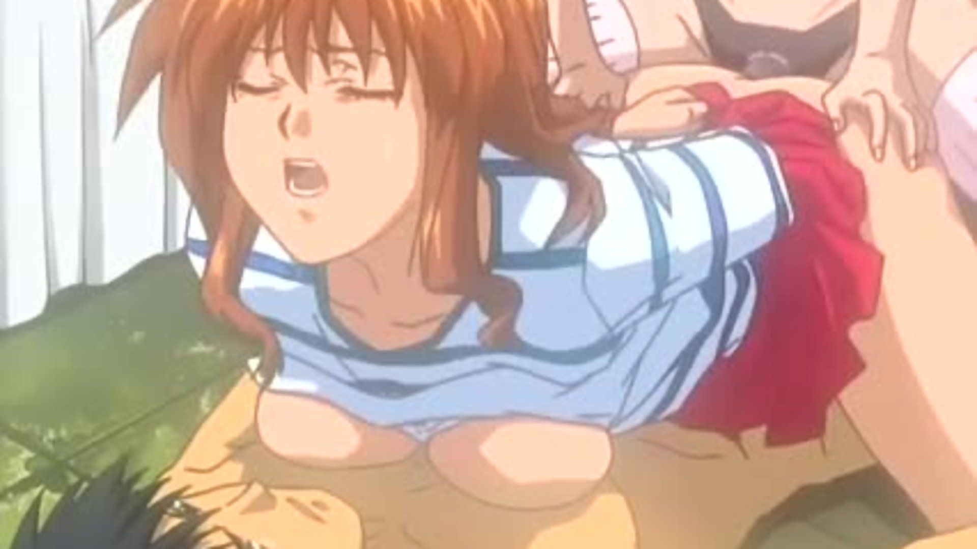 红发护士被假阳具和男人双重插入