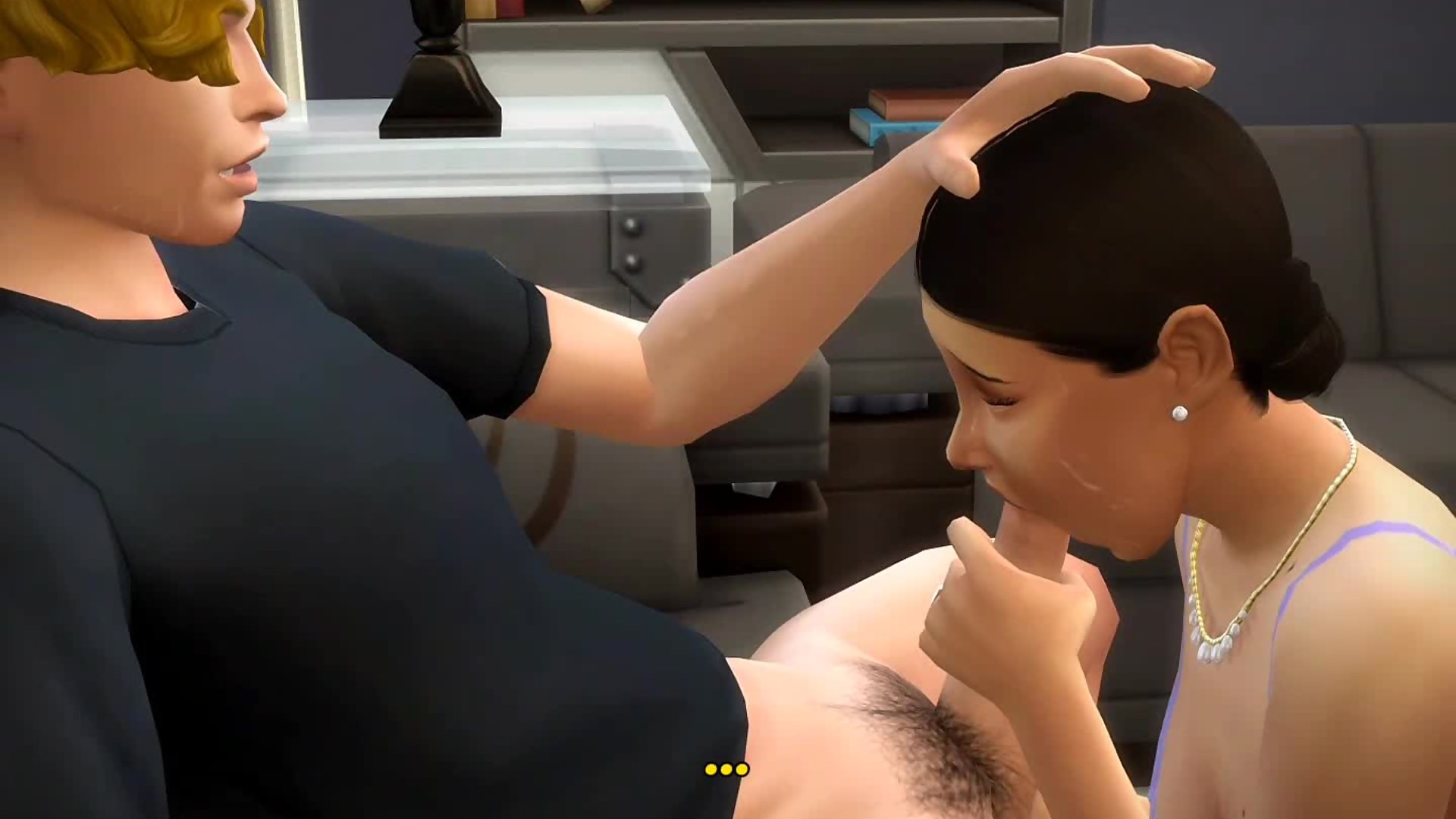 الأم الحامية تمتص زب المتنمر الكبير