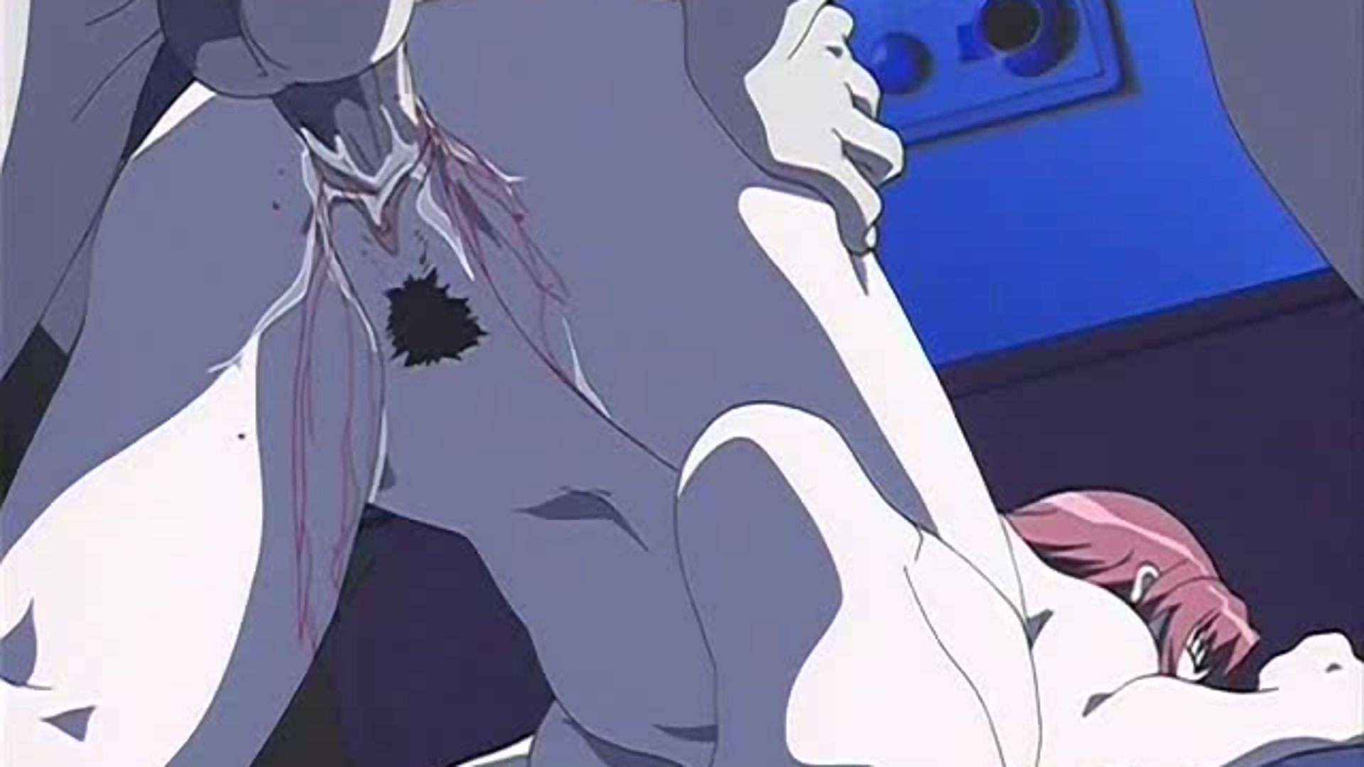 Hospital bdsm: enfermeira acorrentada chupa dois paus