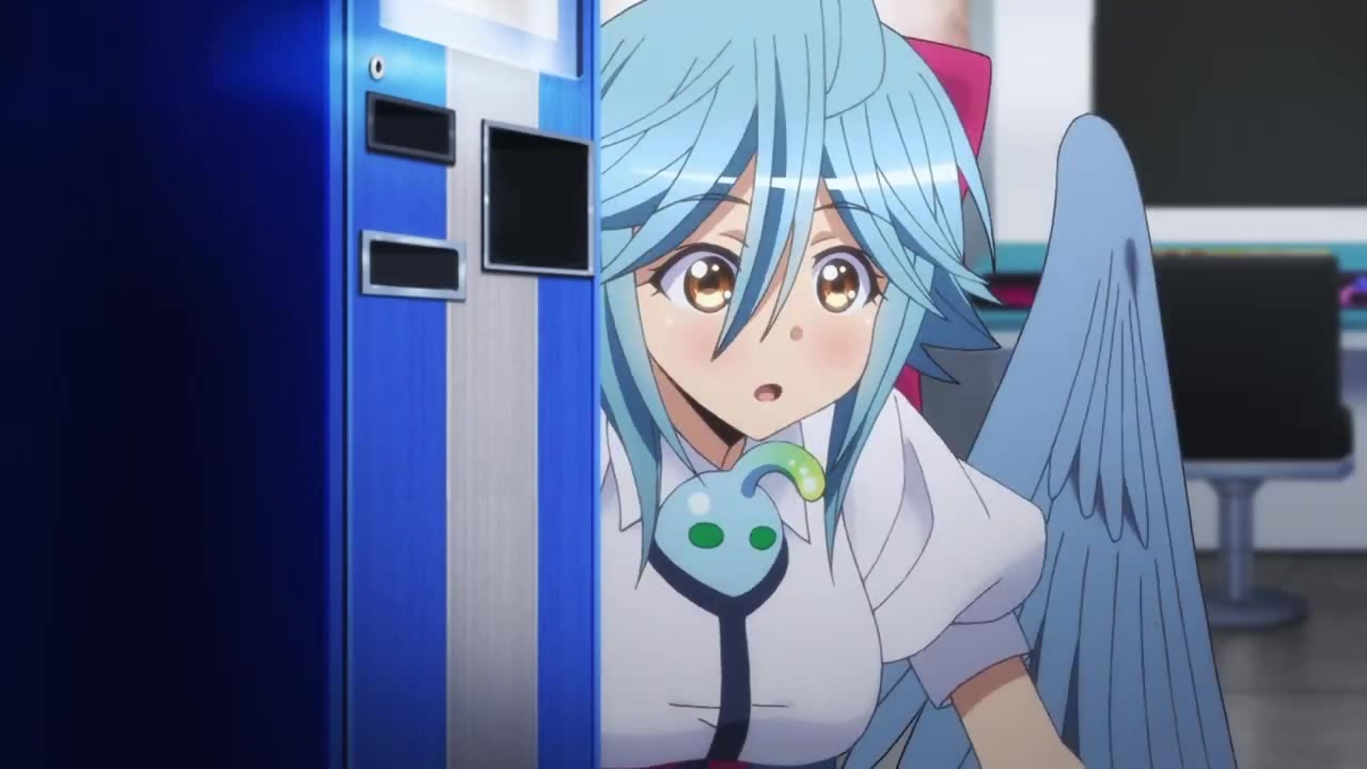 सेक्सी एनिमे पक्षी लड़की अपना सेल फोन खो देती है