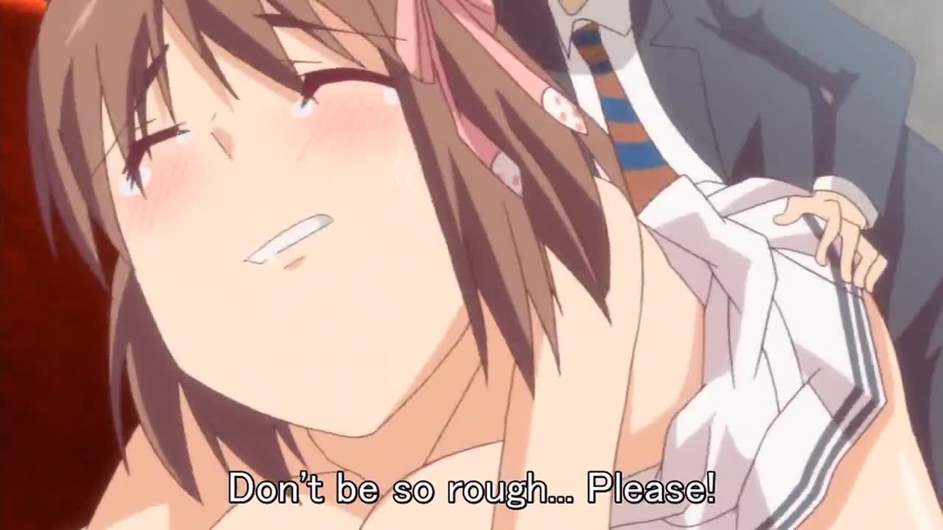 أرض العذارى: المعلمة تجعل الطالبة الشقراء تنزل