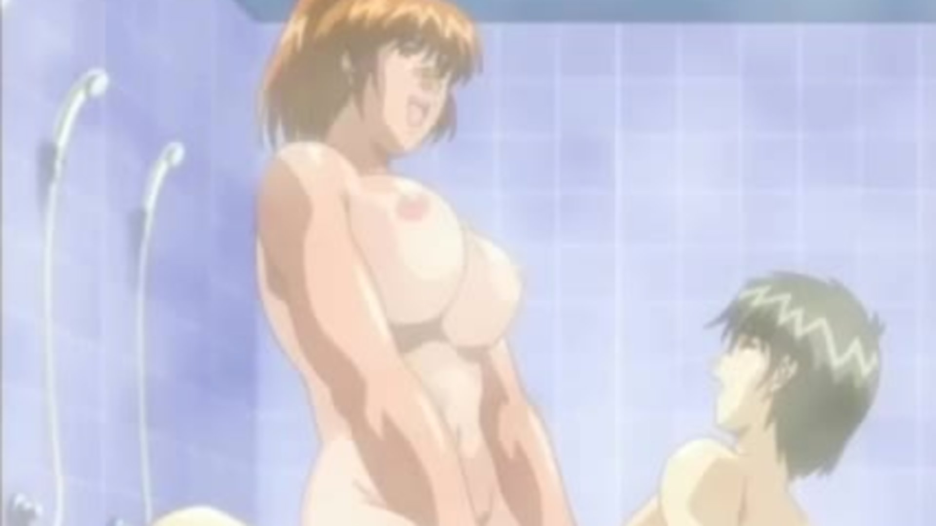 мускулистая женщина-хентай трахает парня в душе